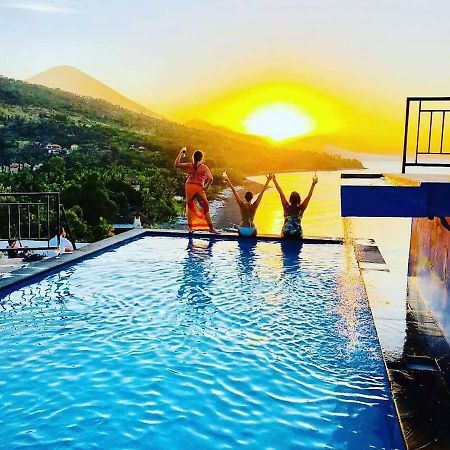 Waenis Sunset View Hotel And Restaurant, Amed, Bali Εξωτερικό φωτογραφία