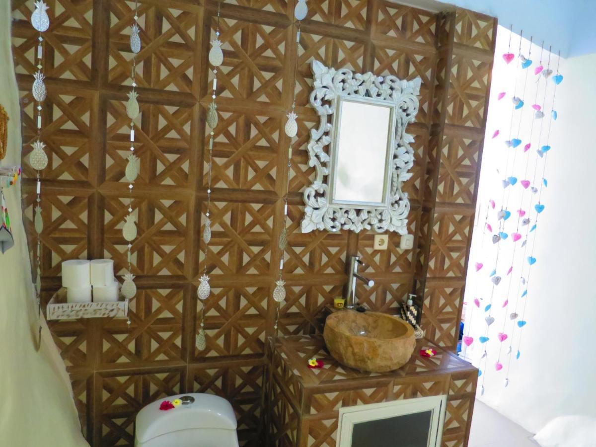 Waenis Sunset View Hotel And Restaurant, Amed, Bali Εξωτερικό φωτογραφία